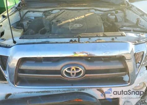 2010 Toyota Tacoma V6 из США, поврежденный, VIN 3TMLU4EN4AM040206